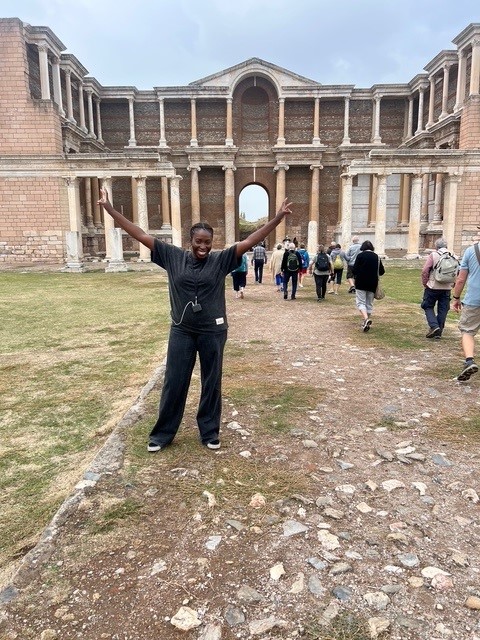 Dolly Bamigbade in Laodicea