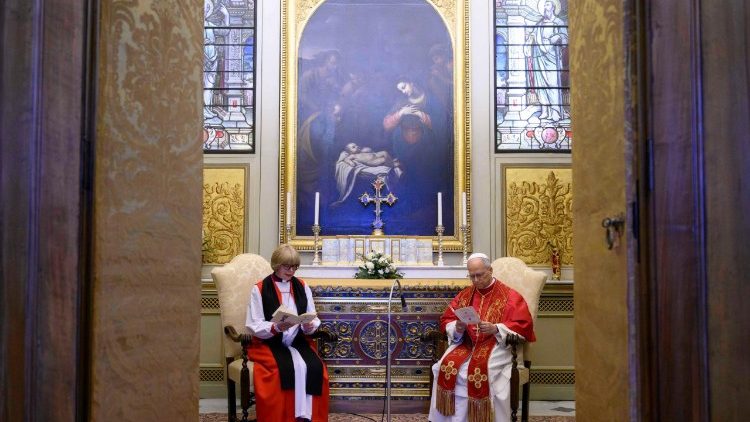 Archbishop Sarah Mullally and Pope Leo XIV pray in the Urban VIII chapel. Copyright Vatican Media
