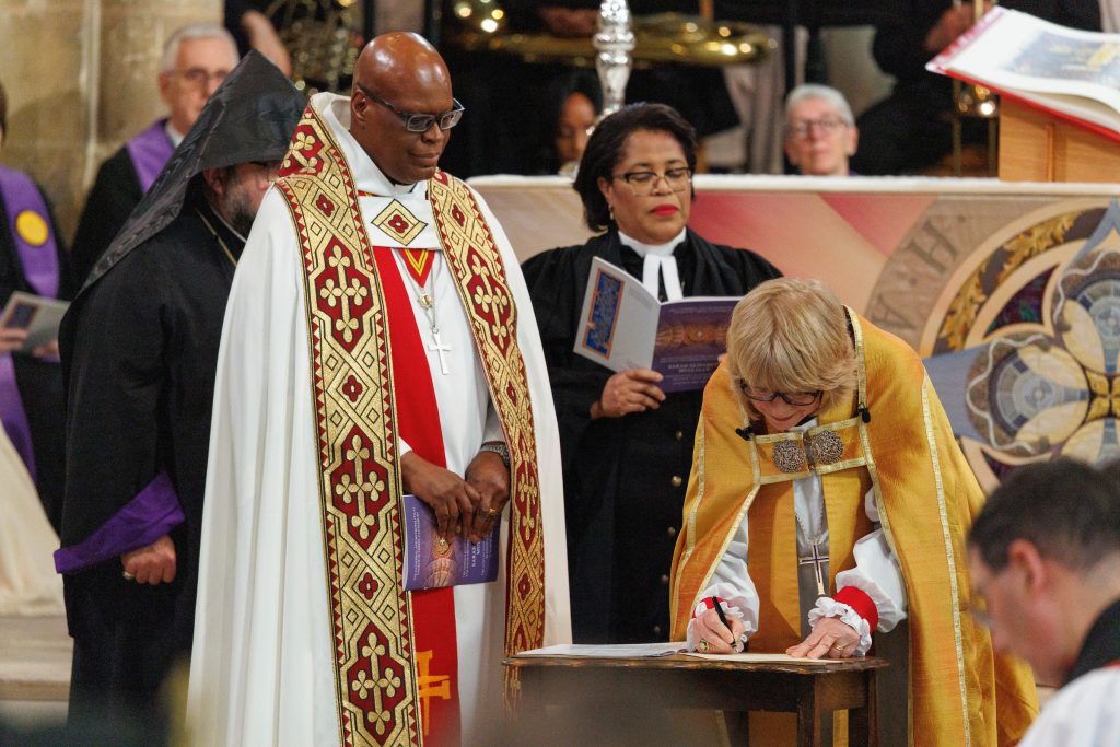 Archbishop Sarah signs the Churches Together in England Presidents' Covenant.